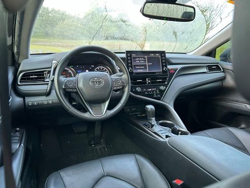 Used 2024 Toyota Camry XSE FWD image 13