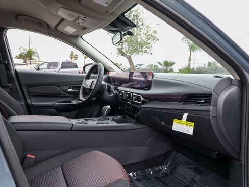 New 2026 Nissan Sentra SR w/ Floor Mat Package FWD image 20
