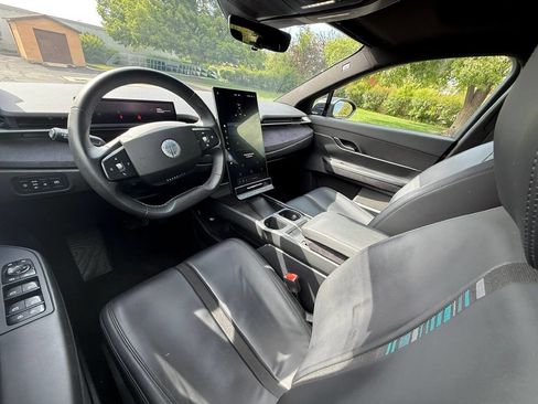 Used 2023 Fisker Ocean One AWD/4WD image 9