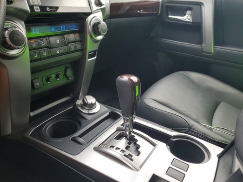 Used 2023 Toyota 4Runner Limited image 27