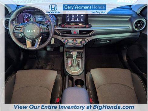 Used 2024 Kia Forte LXS w/ LXS Technology Package image 15