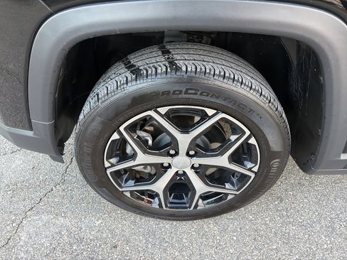 Certified 2024 Jeep Compass Limited w/ Sun and Sound Group image 28