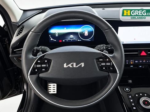 Used 2023 Kia Niro Wave FWD image 14