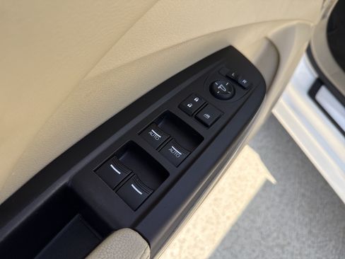 Used 2018 Acura RDX w/ Advance Package FWD image 15