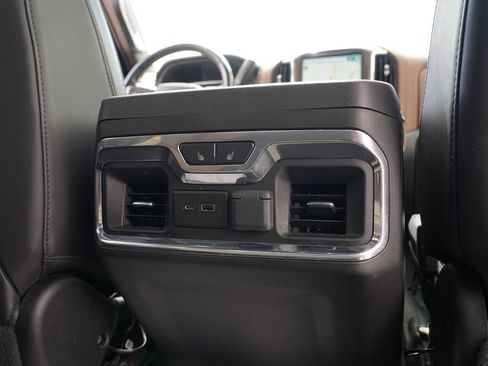 Used 2023 Chevrolet Silverado 3500 High Country w/ Z71 Off-Road Package AWD/4WD image 31