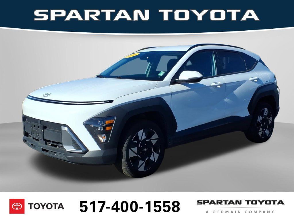 Used 2024 Hyundai Kona SEL AWD/4WD image 1