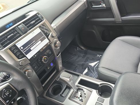 Used 2022 Toyota 4Runner TRD Sport image 24