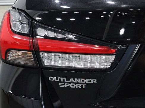 Used 2024 Mitsubishi Outlander Sport SE image 35