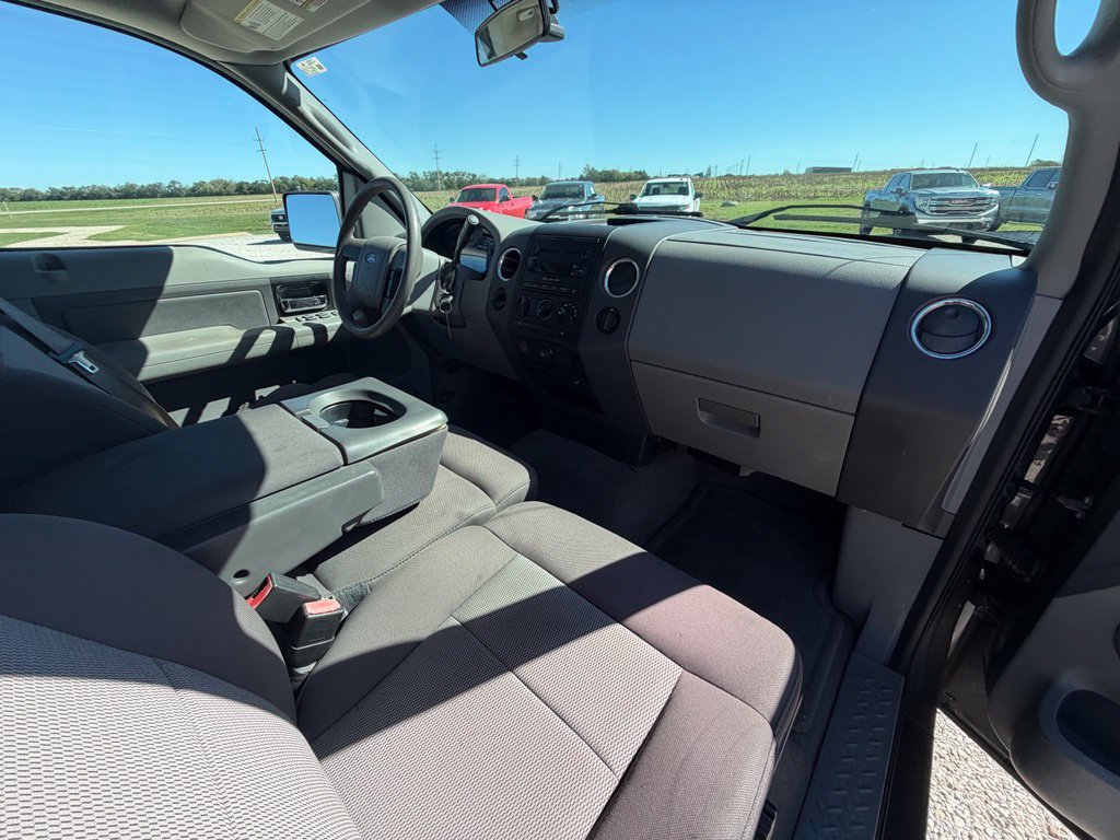 Used 2005 Ford F150 XLT RWD image 27