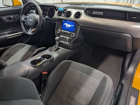 Used 2022 Ford Mustang GT w/ Equipment Group 301A RWD image 9