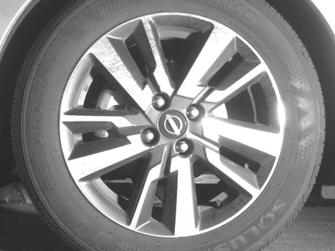 Used 2025 Nissan Versa SV image 12