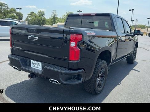 Used 2024 Chevrolet Silverado 1500 LT Trail Boss w/ LT Trail Boss Premium Package AWD/4WD image 7
