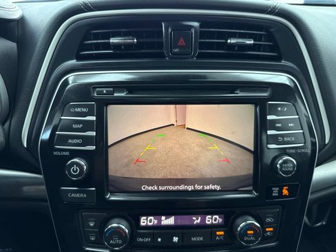 Used 2020 Nissan Maxima 3.5 SL w/ Floor Mat Group FWD image 28