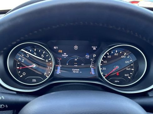 Used 2018 Jeep Compass Limited w/ Navigation Group AWD/4WD image 25