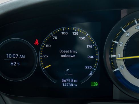 Used 2022 Porsche 911 GT3 RWD image 82