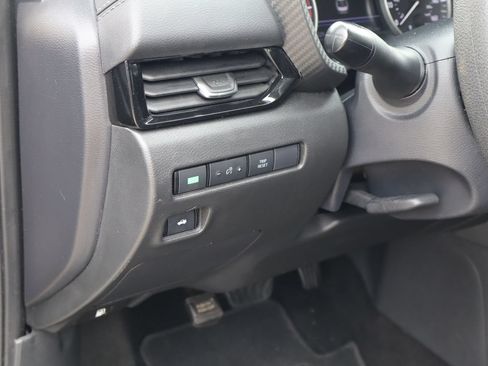 Used 2024 Nissan Sentra SV FWD image 21