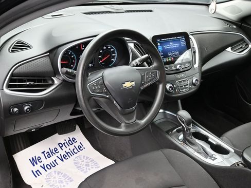 Used 2023 Chevrolet Malibu LT image 17