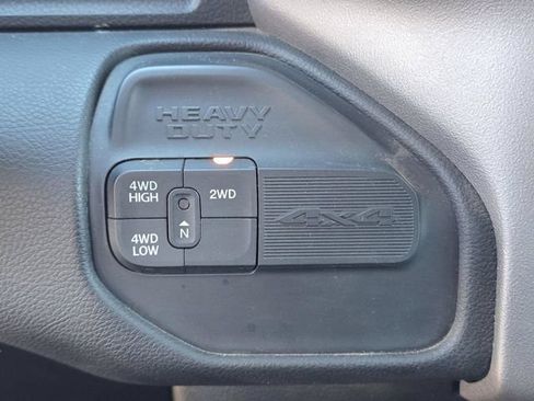Used 2024 RAM 3500 Big Horn AWD/4WD image 18