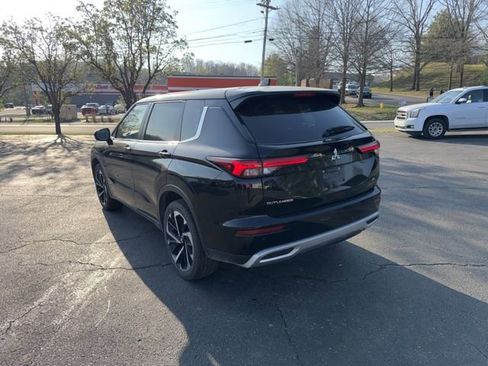 Used 2024 Mitsubishi Outlander SE FWD image 6