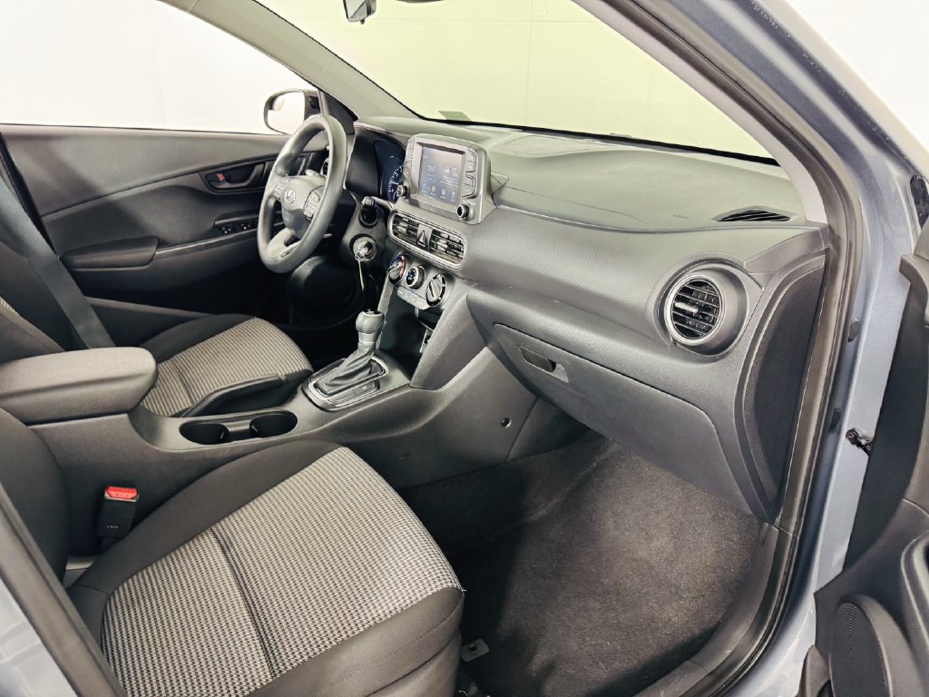 Used 2019 Hyundai Kona SE FWD image 25