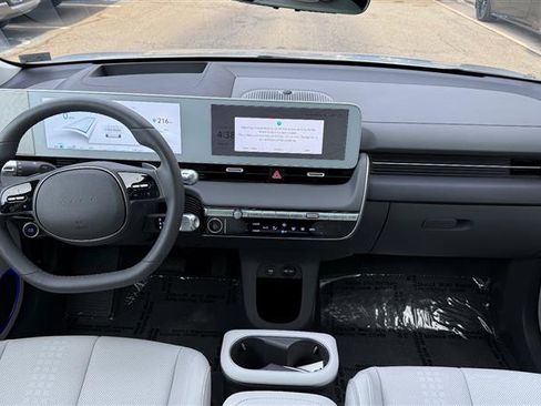 Used 2024 Hyundai Ioniq 5 Limited image 27
