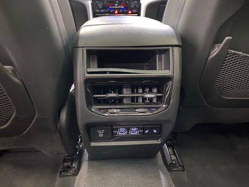 Used 2023 Jeep Grand Cherokee 4WD 4xe image 29