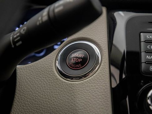 Used 2018 Nissan Rogue Sport SL image 19