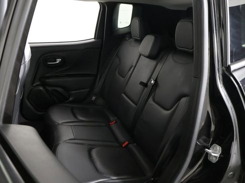 Used 2022 Jeep Renegade Limited image 28