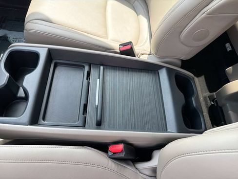 Used 2024 Honda Odyssey EX-L image 24