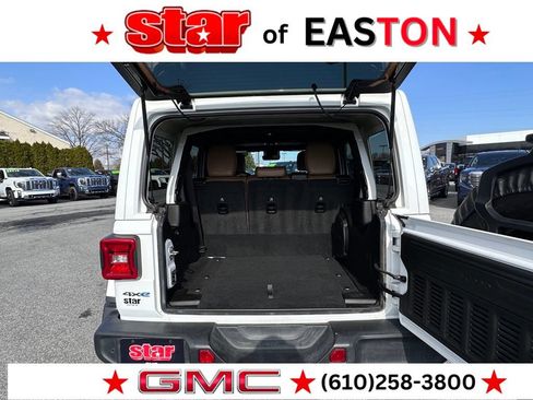 Used 2022 Jeep Wrangler Unlimited Rubicon 4xe w/ Cold Weather Group AWD/4WD image 44