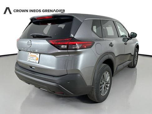 Used 2021 Nissan Rogue S FWD image 5