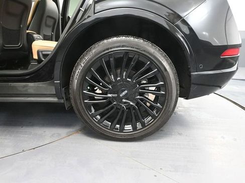 Used 2022 Lincoln Corsair Reserve w/ Equipment Group 201A image 16