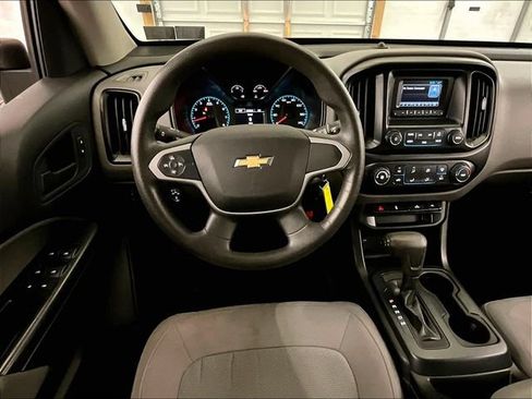 Used 2016 Chevrolet Colorado W/T w/ WT Convenience Package AWD/4WD image 5