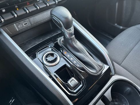 Used 2023 Chevrolet Colorado LT w/ LT Convenience Package image 26