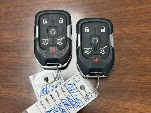 Used 2020 GMC Yukon SLT w/ Open Road Package AWD/4WD image 12