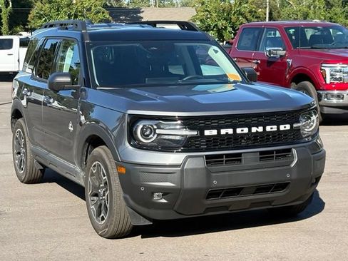 Used 2026 Ford Bronco Sport Outer Banks w/ Outer Banks Tech Package+ AWD/4WD image 7