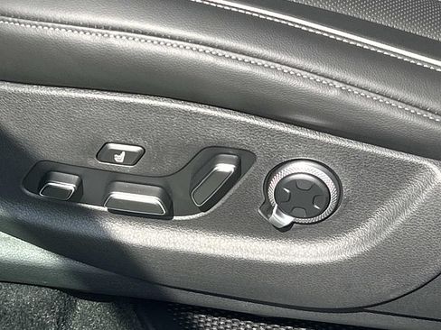 New 2027 Genesis GV80 2.5T Prestige AWD/4WD image 16