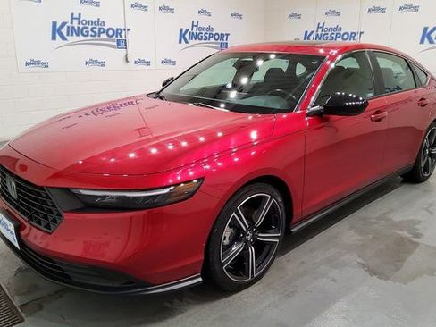 Used 2024 Honda Accord Sport image 7