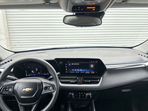 Used 2025 Chevrolet TrailBlazer LT image 33
