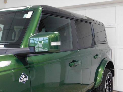 Used 2025 Ford Bronco Outer Banks AWD/4WD image 21