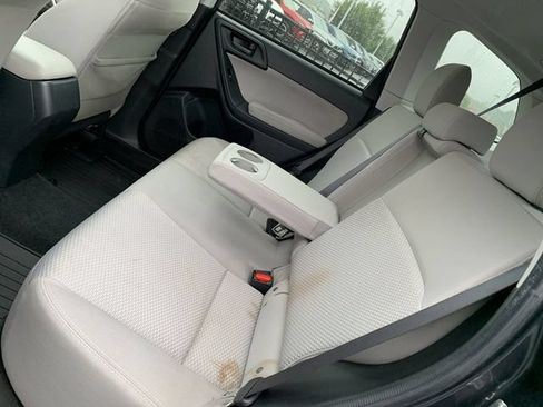 Used 2015 Subaru Forester 2.5i Premium w/ All-Weather Package AWD/4WD image 10