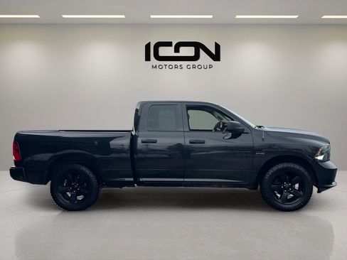 Used 2017 RAM 1500 Express w/ Black Ram 1500 Express Group image 7