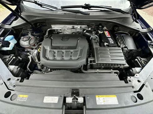 Used 2022 Volkswagen Tiguan SE AWD/4WD image 24