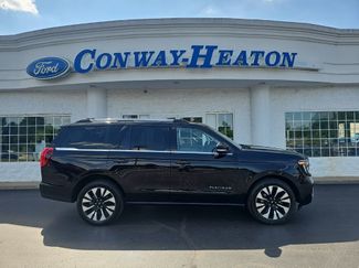 Used 2025 Ford Expedition Platinum w/ Driver's Package AWD/4WD video 1