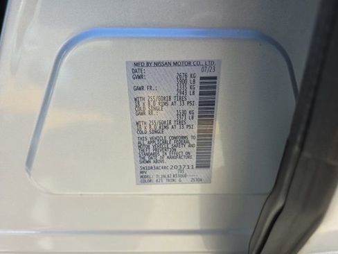 Used 2024 Nissan Pathfinder S image 29