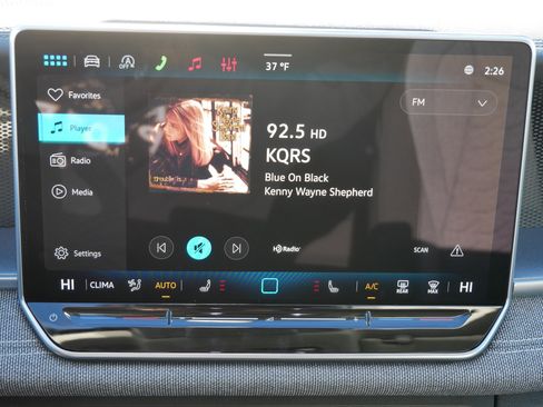 New 2026 Volkswagen Tiguan S image 8