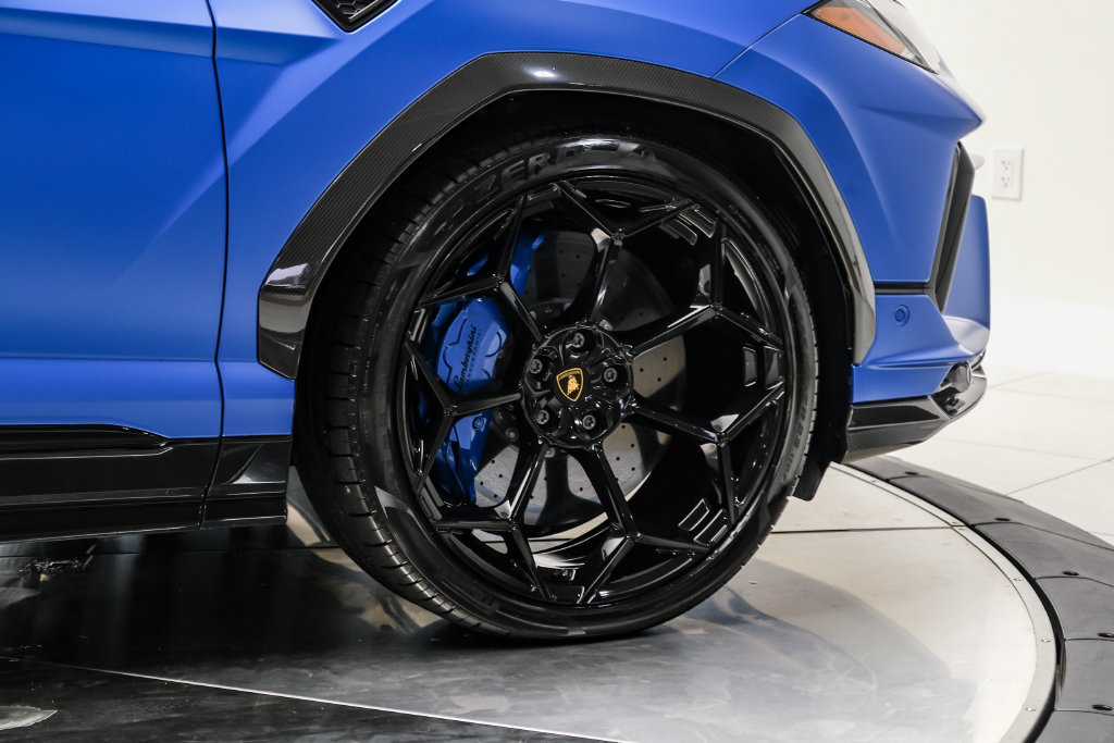 Used 2023 Lamborghini Urus Performante AWD/4WD image 52