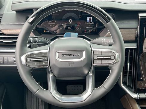 New 2026 GMC Acadia Denali Ultimate AWD/4WD image 7