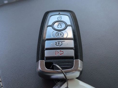 Certified 2024 Ford Explorer Platinum w/ Technology Package image 29