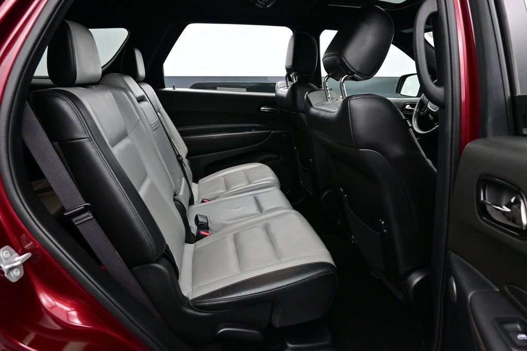 Used 2022 Dodge Durango R/T w/ Tow 'N Go Package AWD/4WD image 31